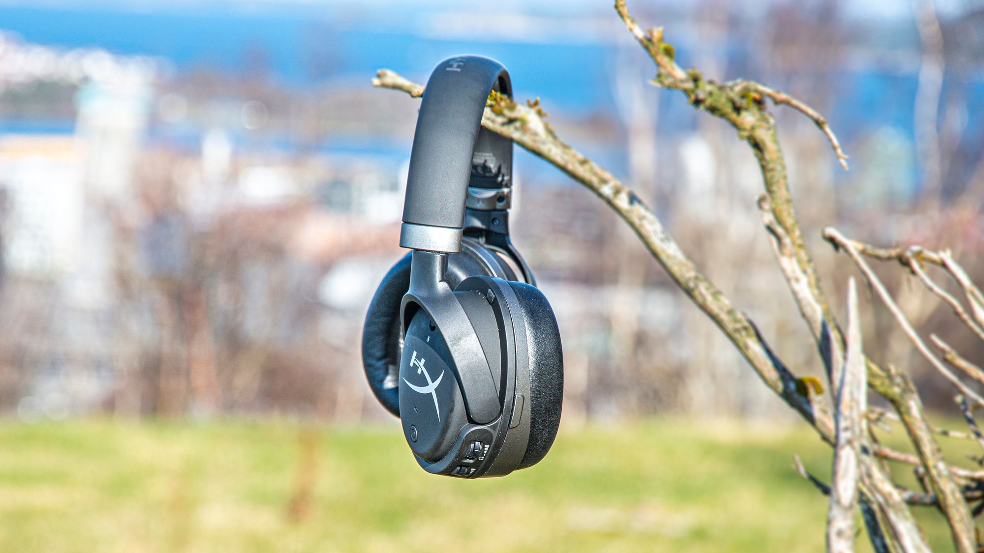 TEST: HyperX Cloud Orbit S Gamer.no TEST: HyperX Cloud Orbit S Gamer.no